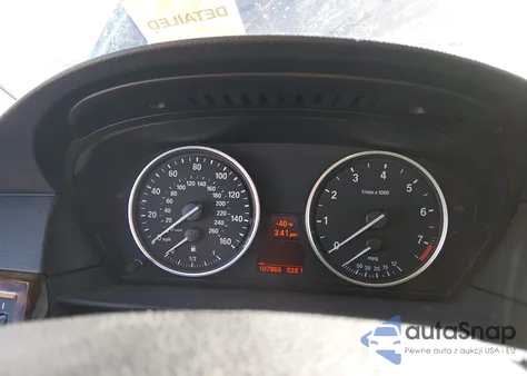 2010 BMW 528I z USA, uszkodzony, nr VIN WBANU5C54AC365471